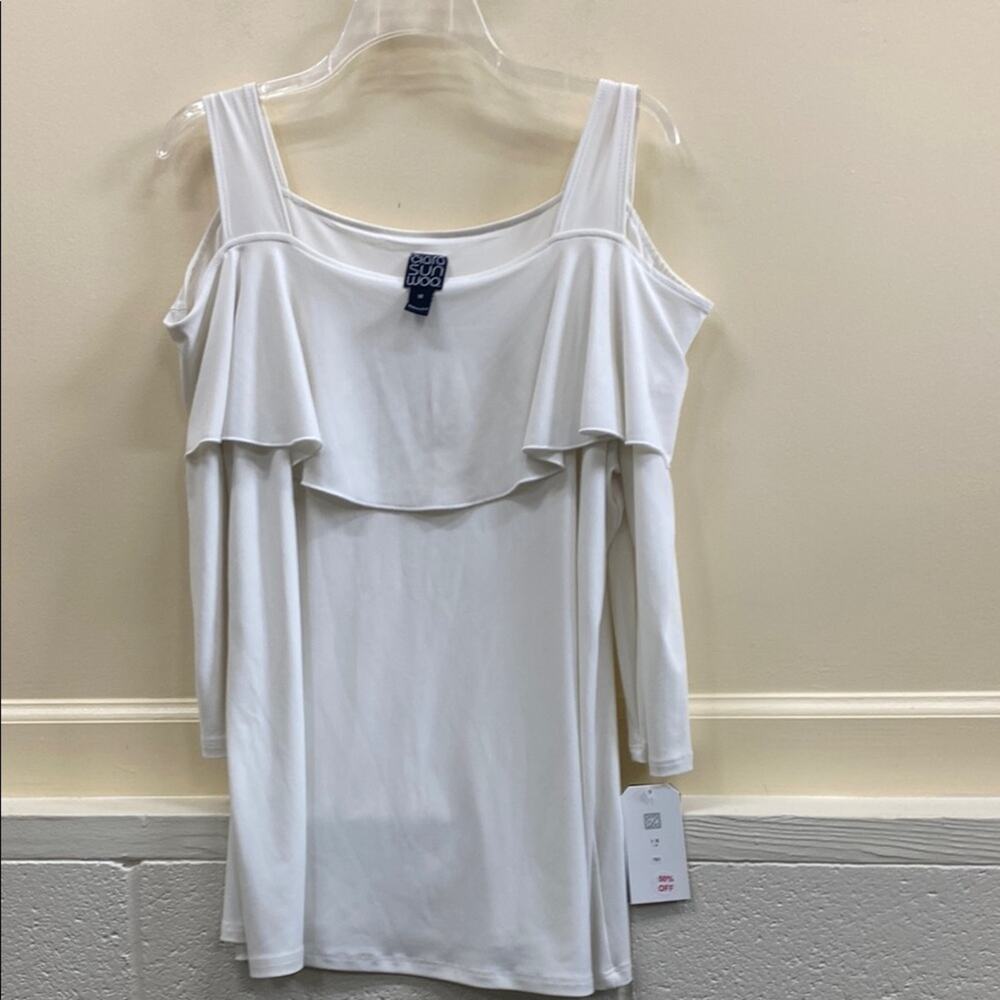 CLARA Sun Woo 1X NWT White Ruffled Asymmetrical cold shoulder top